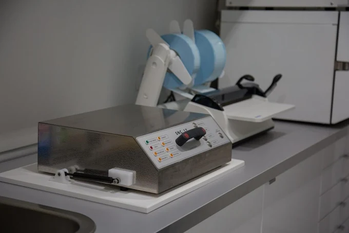 Équipement médical du cabinet dentaire